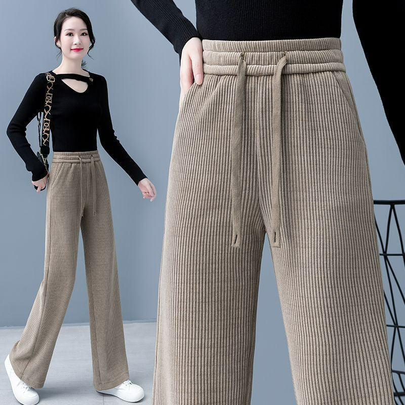 👖【40–110 kg】🔥【Kupite eno, dobite eno brezplačno】✅Nove žametne hlače s širokimi hlačnicami, zelo udobne za nošenje.