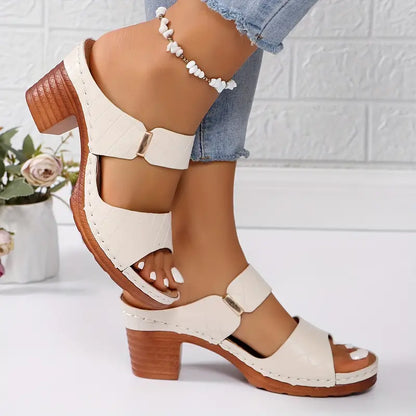 ✨【Nové slevy na produkty】【36-42】👡Dámské jednobarevné módní sandály pro volný čas se silnou podrážkou-3915073